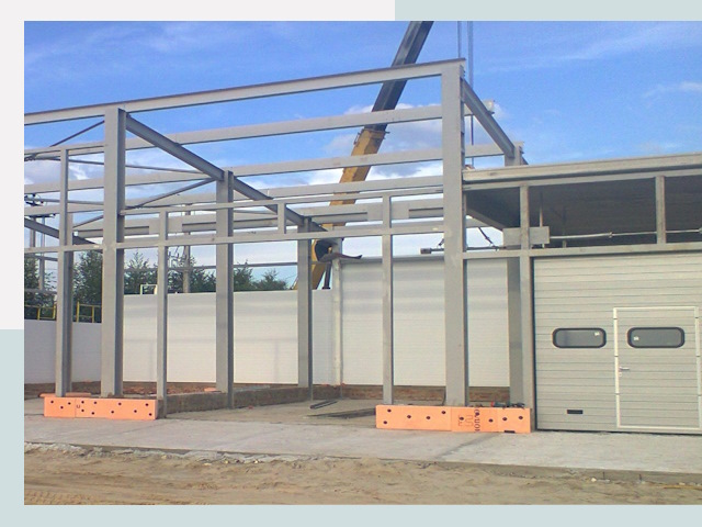 Строительство автосервисов от СтальСтрой-Слн по цене 624 руб.