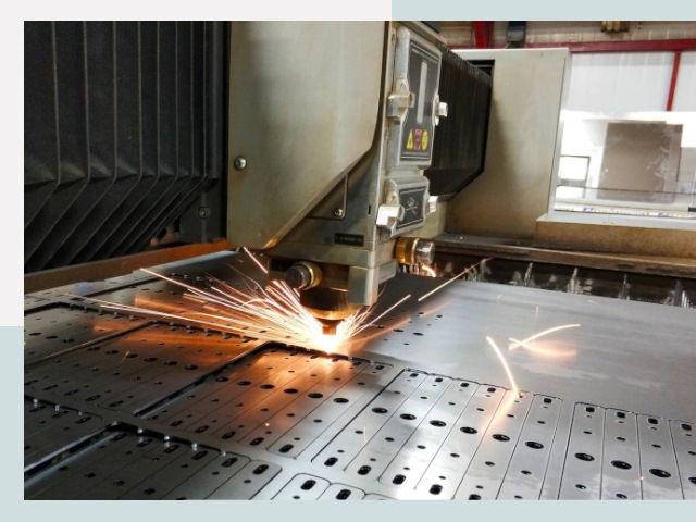 Лазерная резка металла в Солнечногорске от 624 руб.